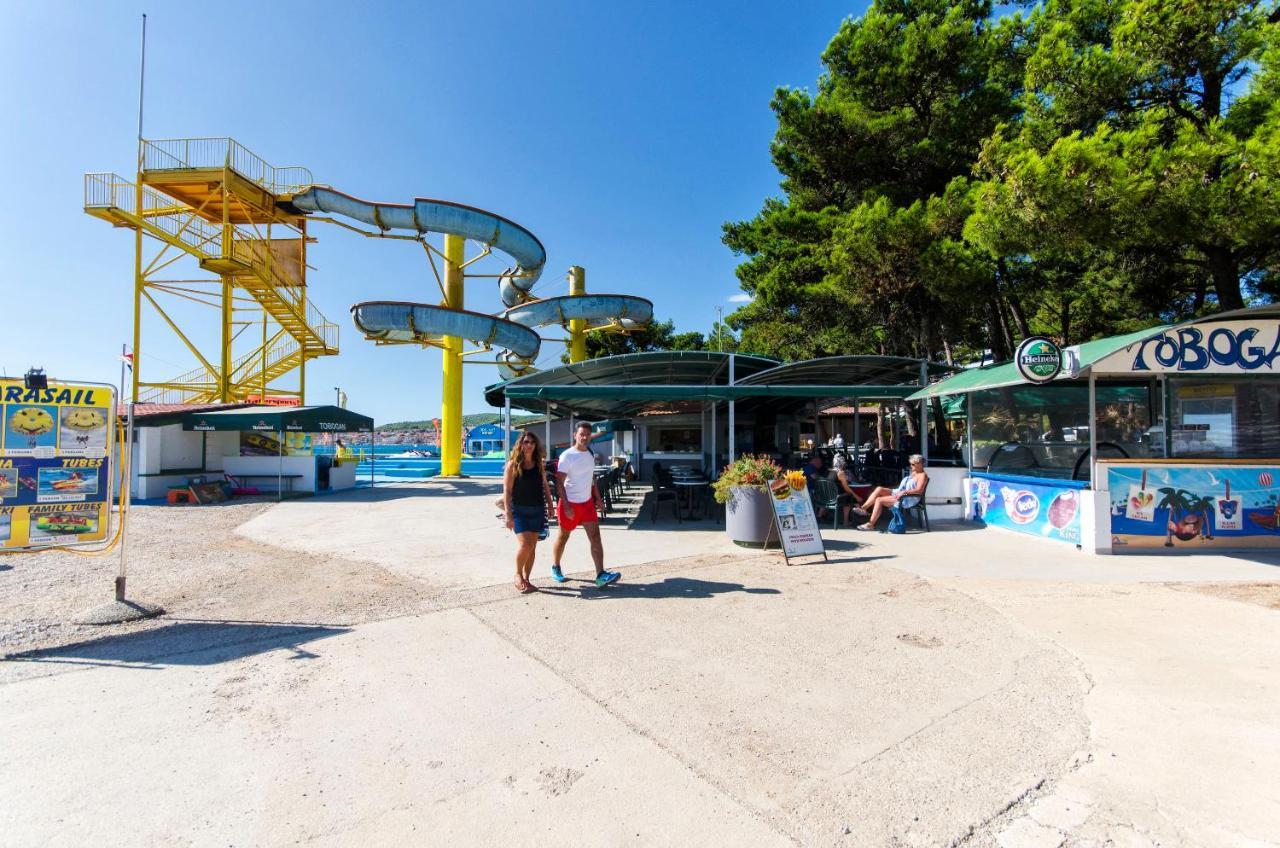Apartment And Rooms Ema Vodice Exterior photo